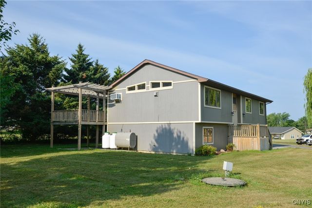 43298 Martusewisz Lane, Orleans, NY 13607