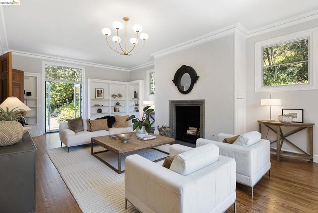 249 The Uplands, Berkeley, CA 94705