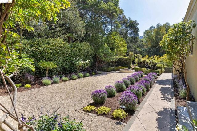249 The Uplands, Berkeley, CA 94705