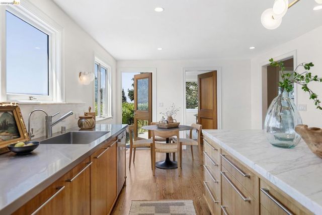 249 The Uplands, Berkeley, CA 94705