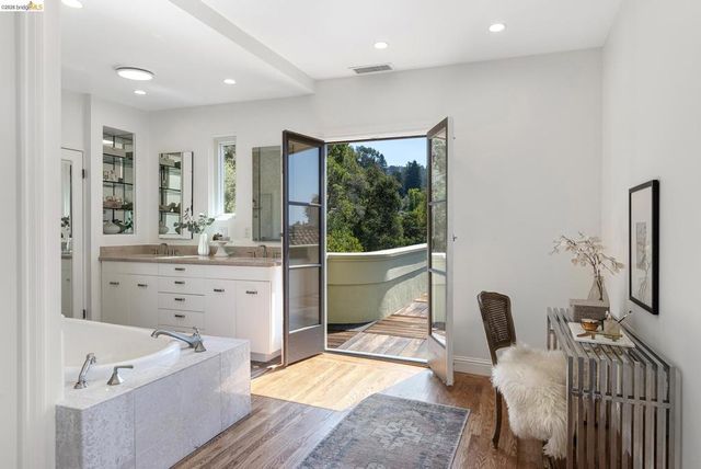 249 The Uplands, Berkeley, CA 94705
