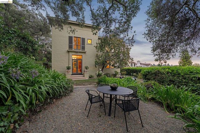 249 The Uplands, Berkeley, CA 94705