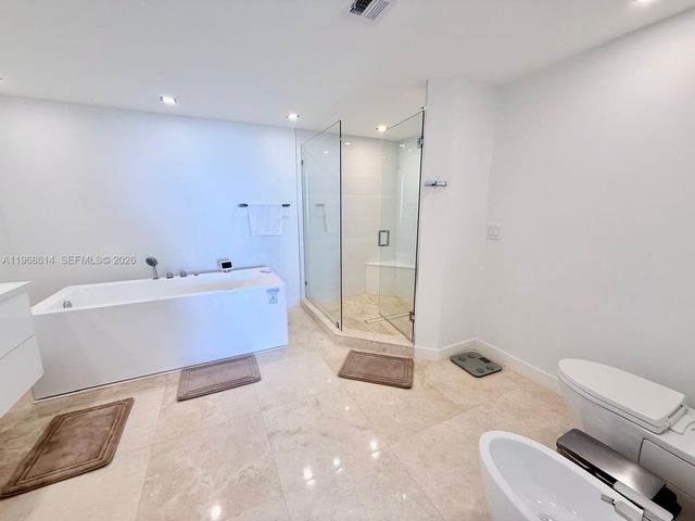 2100 N Ocean Blvd 12D, Fort Lauderdale, FL 33305