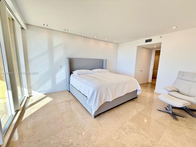 2100 N Ocean Blvd 12D, Fort Lauderdale, FL 33305