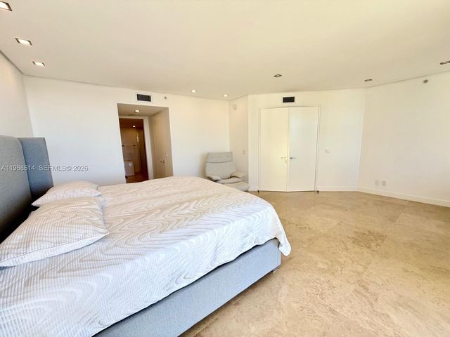 2100 N Ocean Blvd 12D, Fort Lauderdale, FL 33305