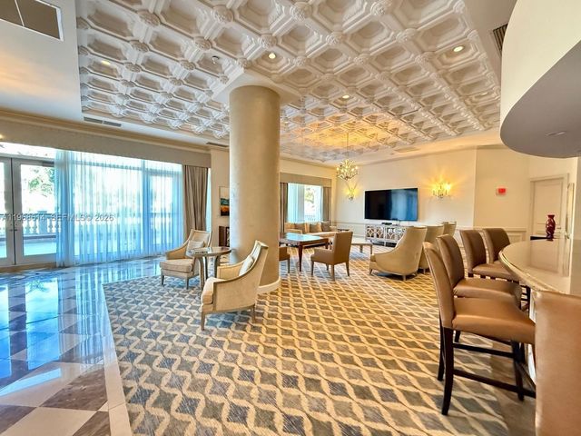 2100 N Ocean Blvd 12D, Fort Lauderdale, FL 33305