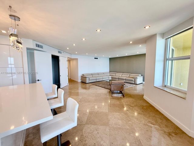 2100 N Ocean Blvd 12D, Fort Lauderdale, FL 33305