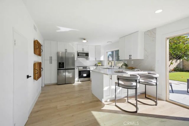 2228 E Nyon Avenue, Anaheim, CA 92806