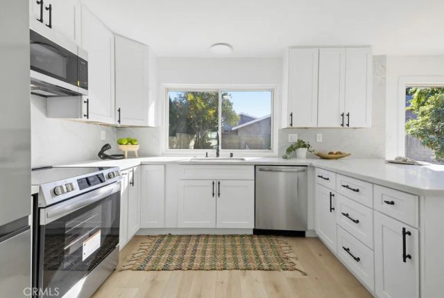 2228 E Nyon Avenue, Anaheim, CA 92806