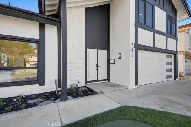 2228 E Nyon Avenue, Anaheim, CA 92806