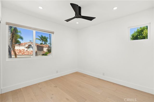 70 Cormorant Circle, Newport Beach, CA 92660