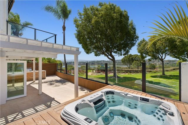 70 Cormorant Circle, Newport Beach, CA 92660