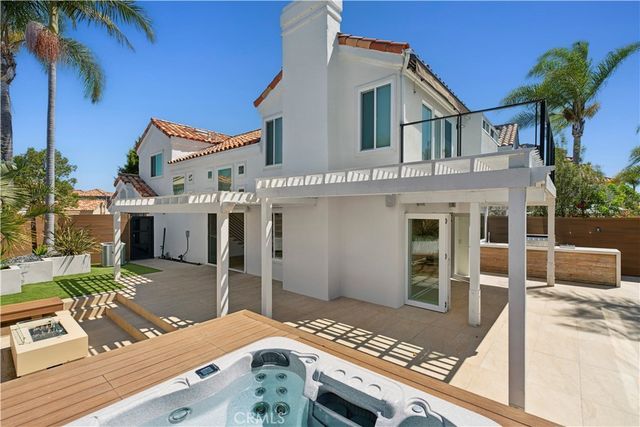 70 Cormorant Circle, Newport Beach, CA 92660