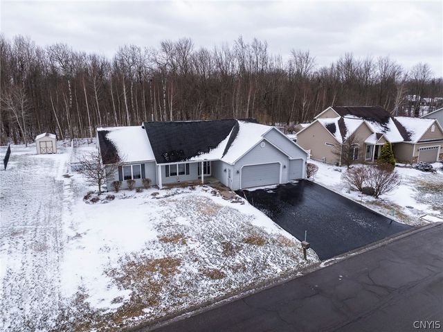 5110 Lola Drive, Clay, NY 13041