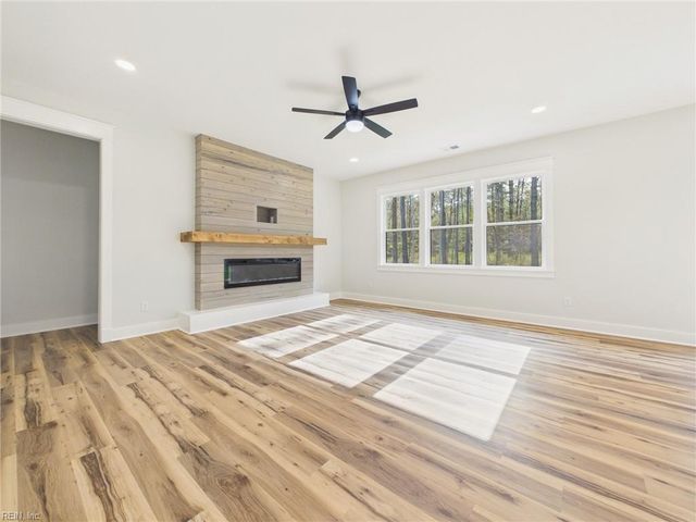 212 Reedy Creek DR, Elizabeth City, NC 27909