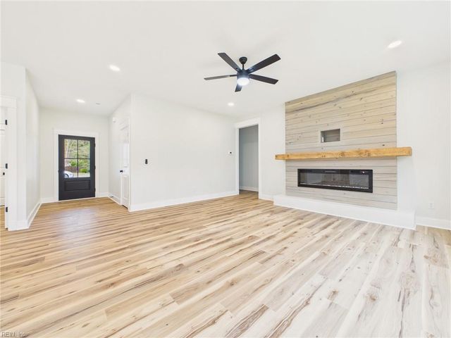 212 Reedy Creek DR, Elizabeth City, NC 27909