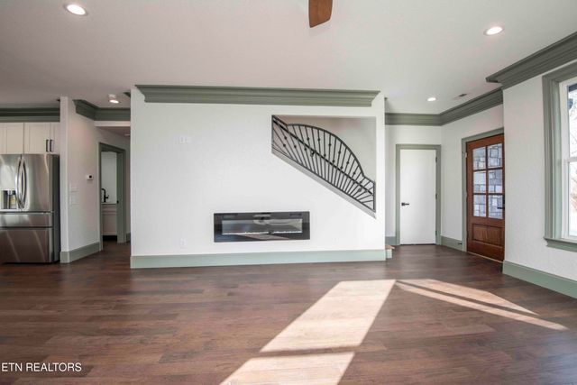 9502 Old Loyston Rd, Knoxville, TN 37938