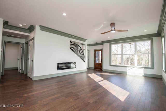 9502 Old Loyston Rd, Knoxville, TN 37938