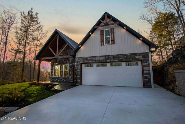 9502 Old Loyston Rd, Knoxville, TN 37938