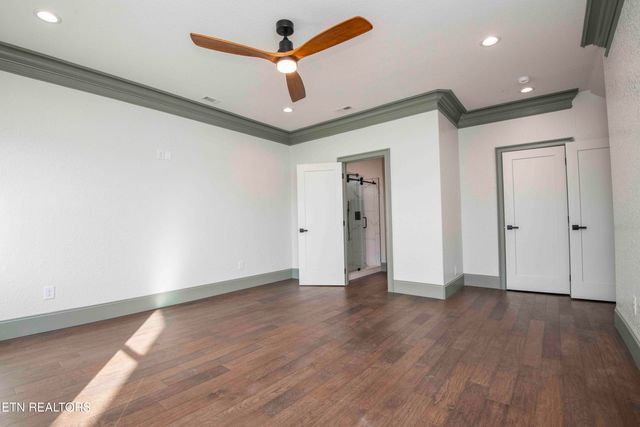 9502 Old Loyston Rd, Knoxville, TN 37938
