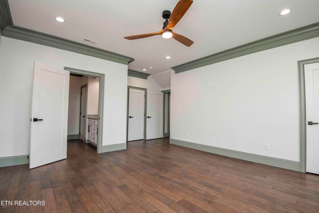 9502 Old Loyston Rd, Knoxville, TN 37938