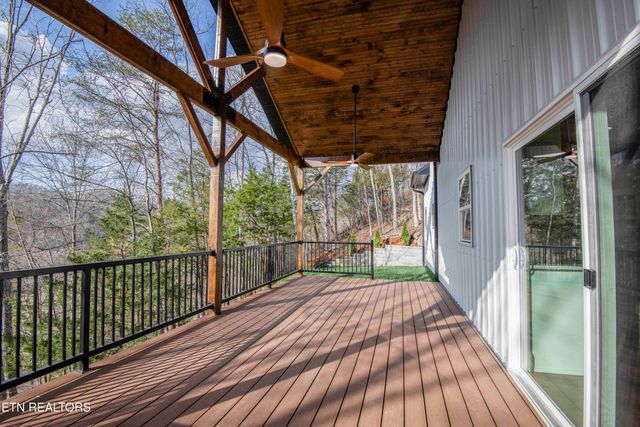 9502 Old Loyston Rd, Knoxville, TN 37938