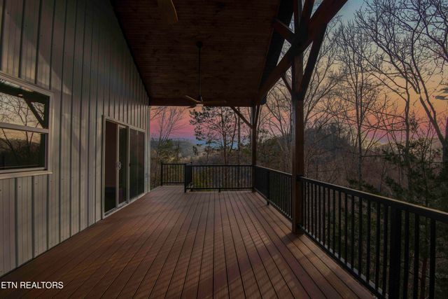 9502 Old Loyston Rd, Knoxville, TN 37938