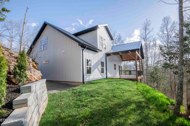 9502 Old Loyston Rd, Knoxville, TN 37938
