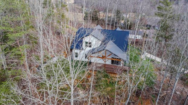 9502 Old Loyston Rd, Knoxville, TN 37938