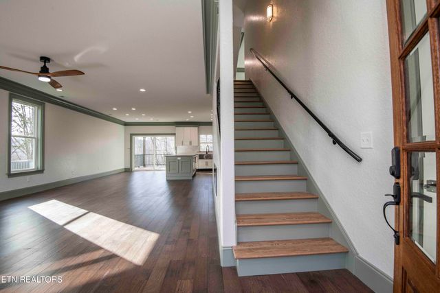 9502 Old Loyston Rd, Knoxville, TN 37938