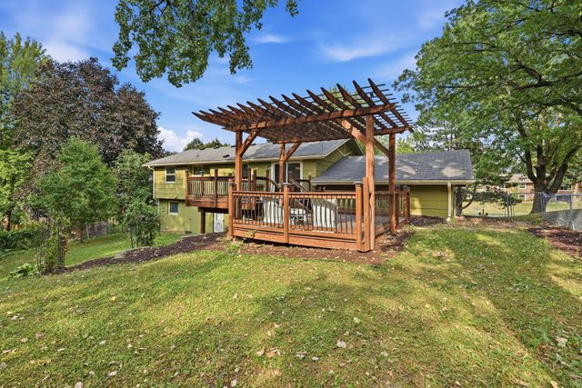 13216 Parkwood Drive, Burnsville, MN 55337