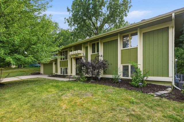 13216 Parkwood Drive, Burnsville, MN 55337