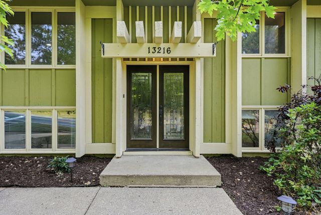 13216 Parkwood Drive, Burnsville, MN 55337
