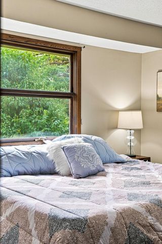 13216 Parkwood Drive, Burnsville, MN 55337
