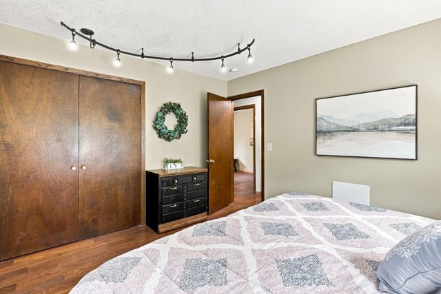 13216 Parkwood Drive, Burnsville, MN 55337