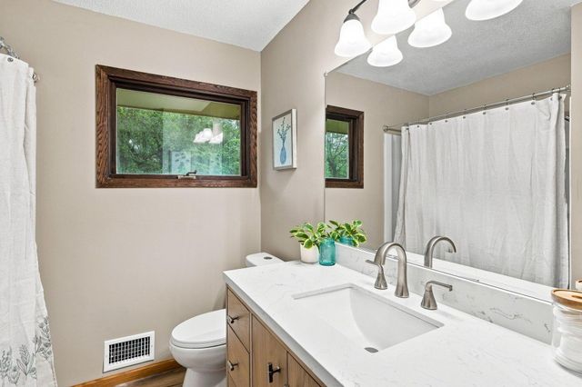 13216 Parkwood Drive, Burnsville, MN 55337
