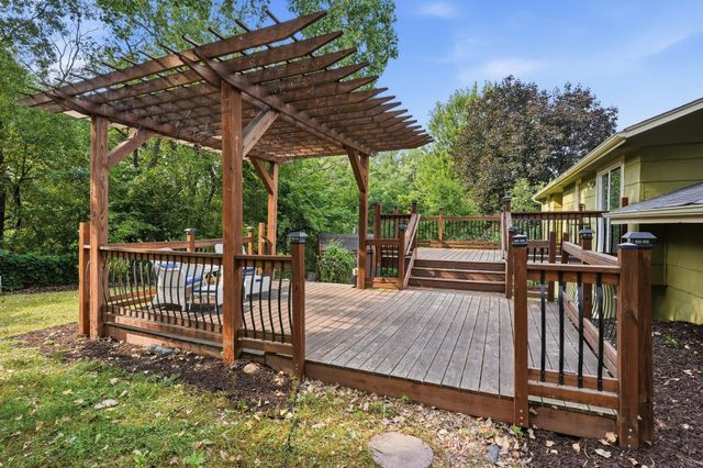 13216 Parkwood Drive, Burnsville, MN 55337