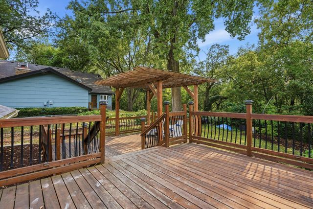 13216 Parkwood Drive, Burnsville, MN 55337