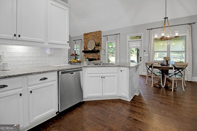 121 Elite Way, Mcdonough, GA 30252
