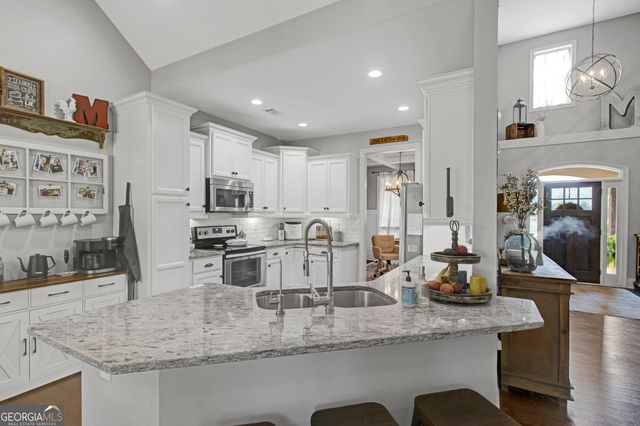 121 Elite Way, Mcdonough, GA 30252