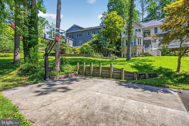 3 WEST LN, Severna Park, MD 21146