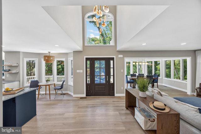3 WEST LN, Severna Park, MD 21146