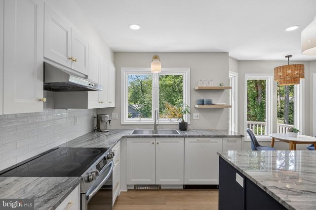 3 WEST LN, Severna Park, MD 21146