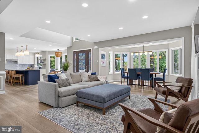 3 WEST LN, Severna Park, MD 21146