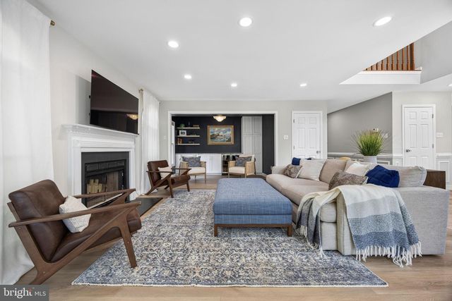 3 WEST LN, Severna Park, MD 21146