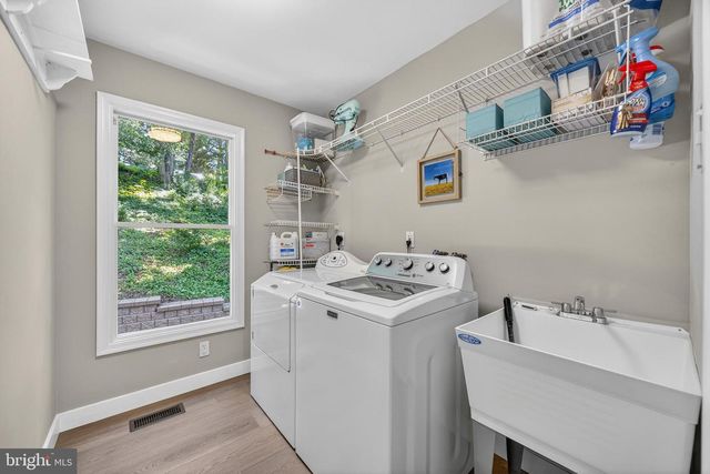 3 WEST LN, Severna Park, MD 21146