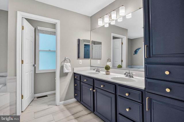 3 WEST LN, Severna Park, MD 21146