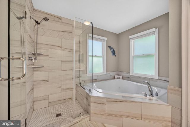 3 WEST LN, Severna Park, MD 21146