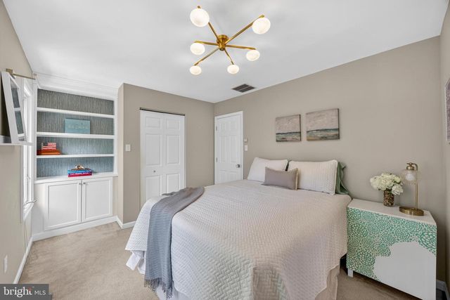 3 WEST LN, Severna Park, MD 21146