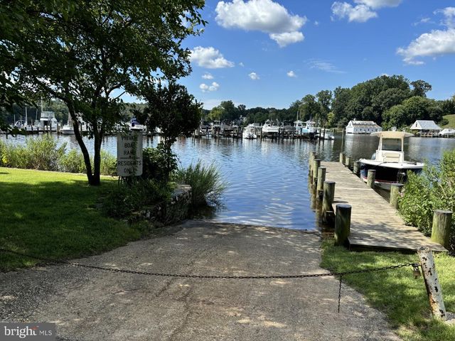 3 WEST LN, Severna Park, MD 21146